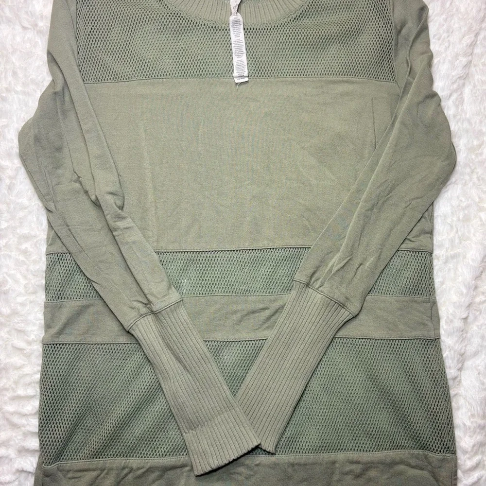 ALO Yoga Olive Long Sleeve Top